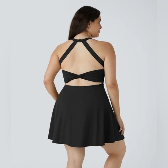 Halara Backless Twisted Active Dress in Black, Size 2X. NWT - Picture 3 of 8